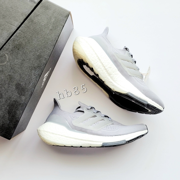 Adidas Ultraboost 21 Running Shoes Grey/Off White Women's 7.5 - Picture 2 of 6